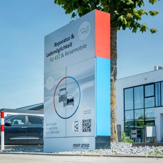 repair group – liz design Elisabeth Poth – Aussengestaltung, Verkleidung Stromkasten repair group – liz design Elisabeth Poth – Aussengestaltung, Verkleidung Stromkasten